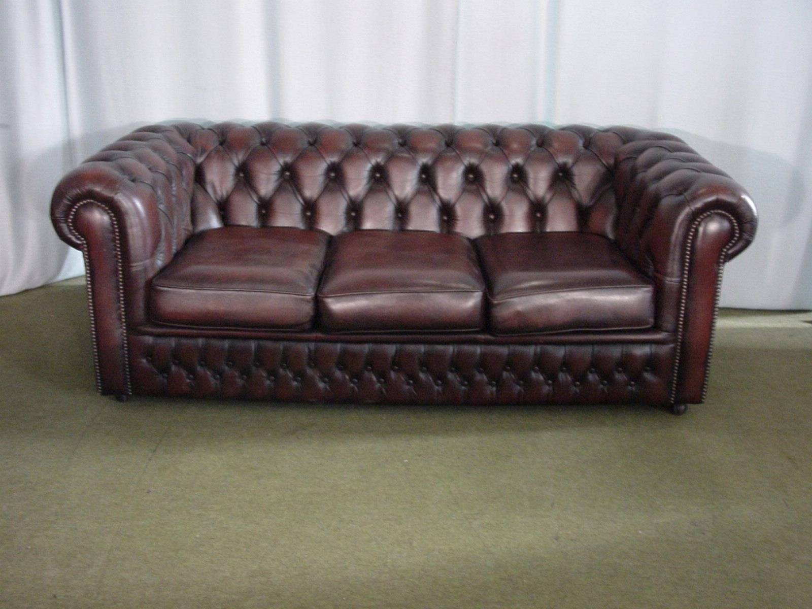Vends canapé chesterfield marron pas cher à Chartres