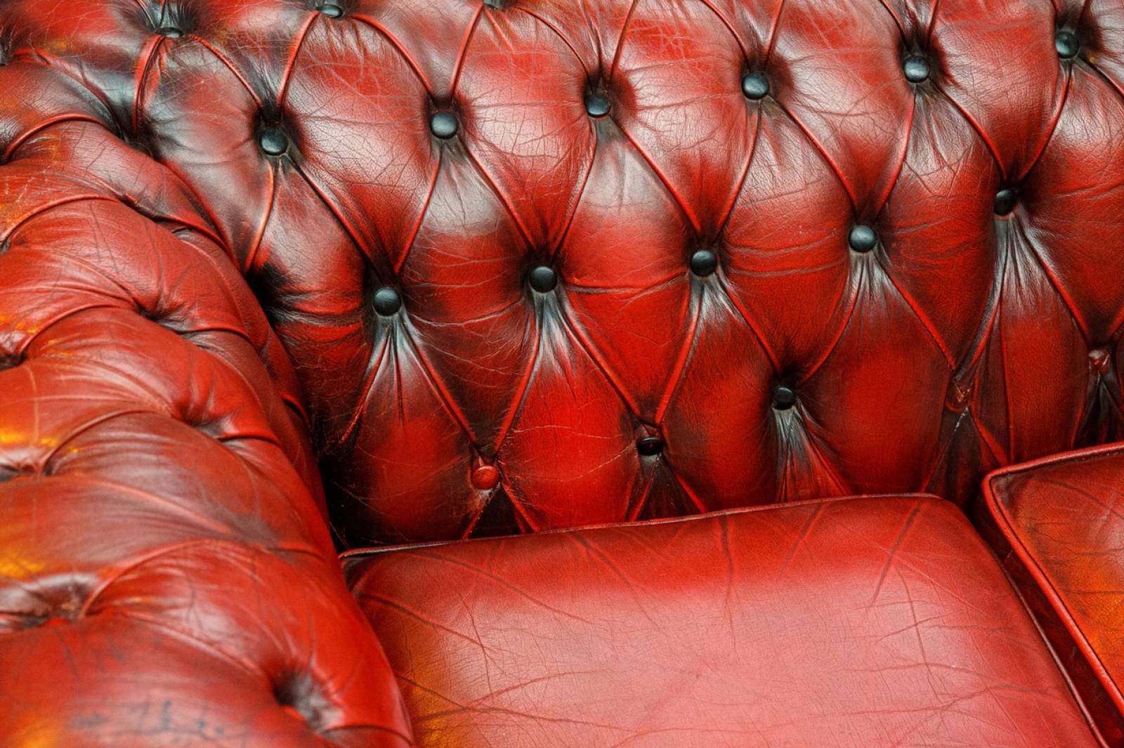 comment nettoyer un canapé en cuir 