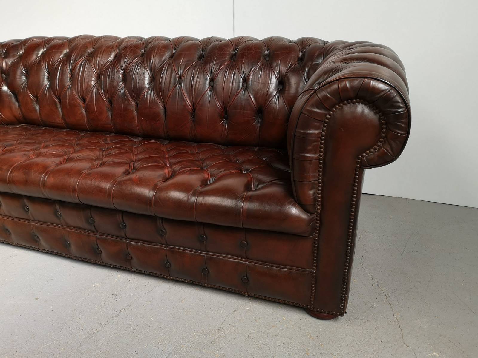 a acheter canapé chesterfield cuir marron pas cher à Paris
