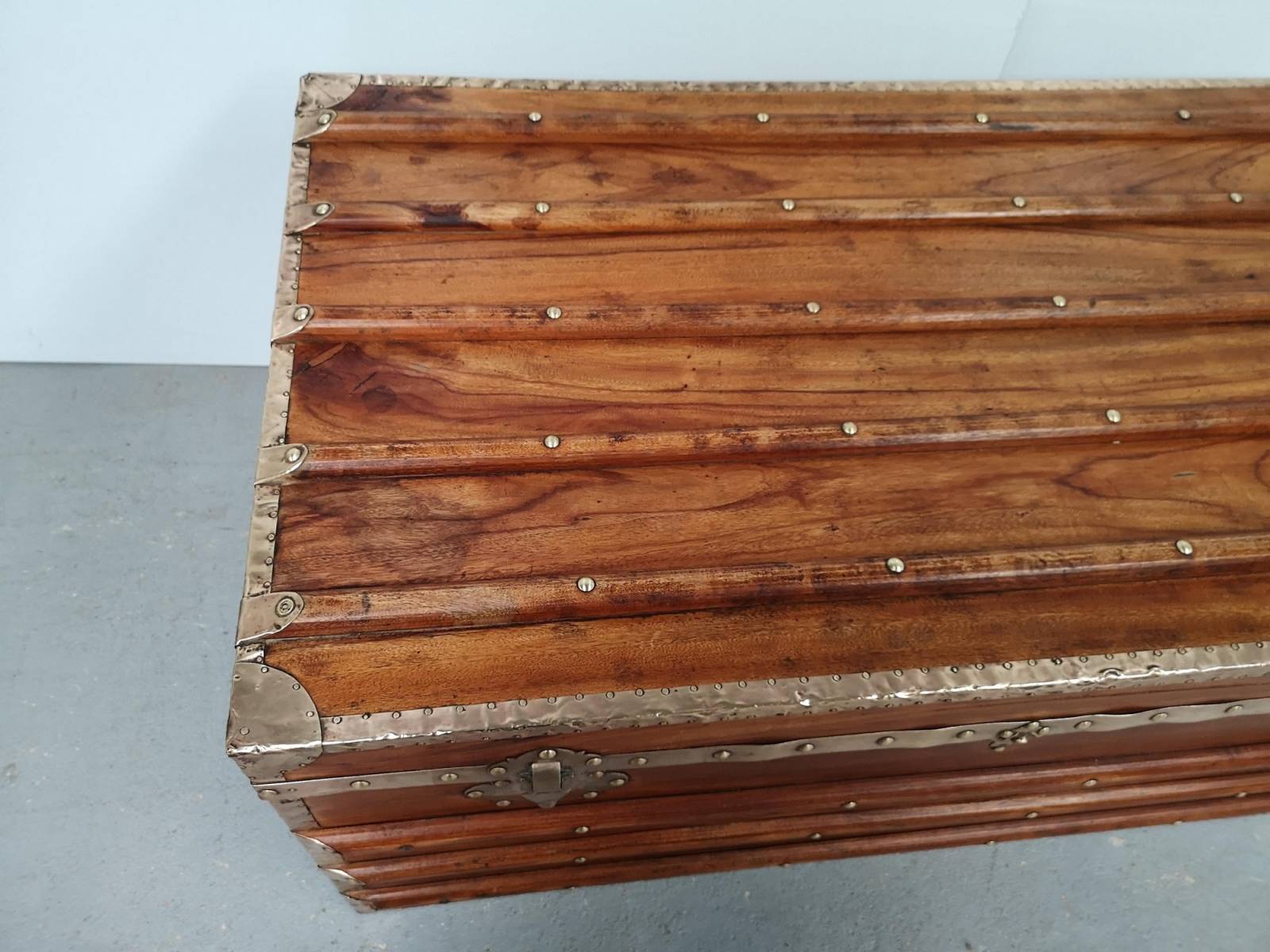 trouver coffre marine camphrier style antiquités anglaises proche Paris