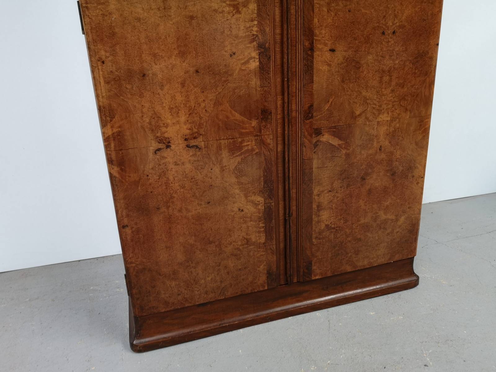 achat armoire occasion pas chère style déco anglaise proche Paris