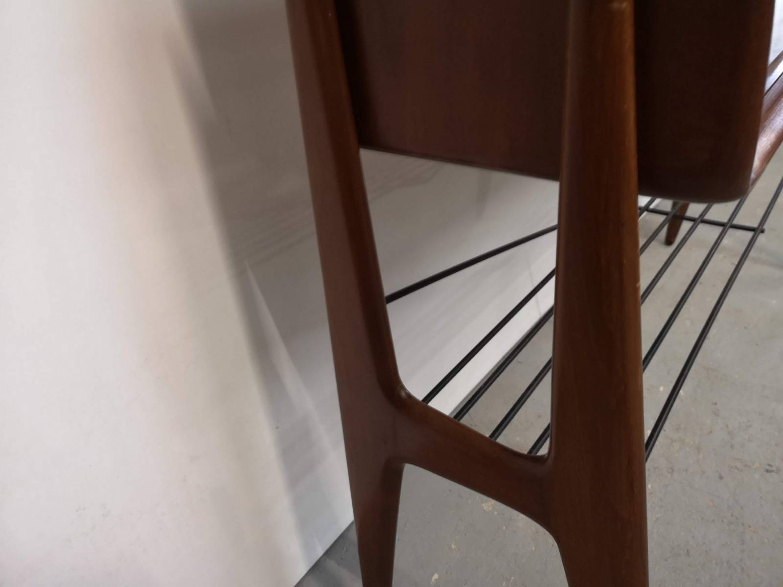 se faire livrer bibliothèque ancienne style vintage à Paris