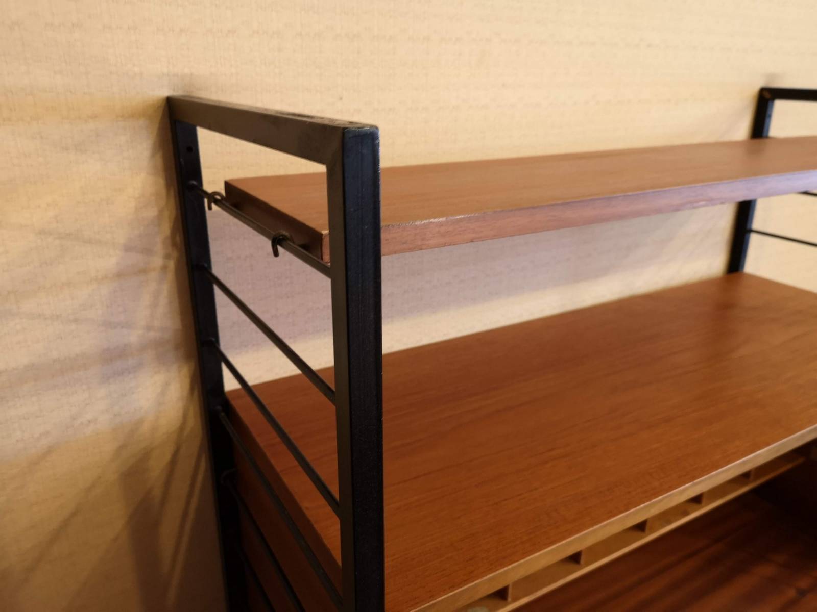 vends meuble secrétaire tek style rétro vintage proche Lyon