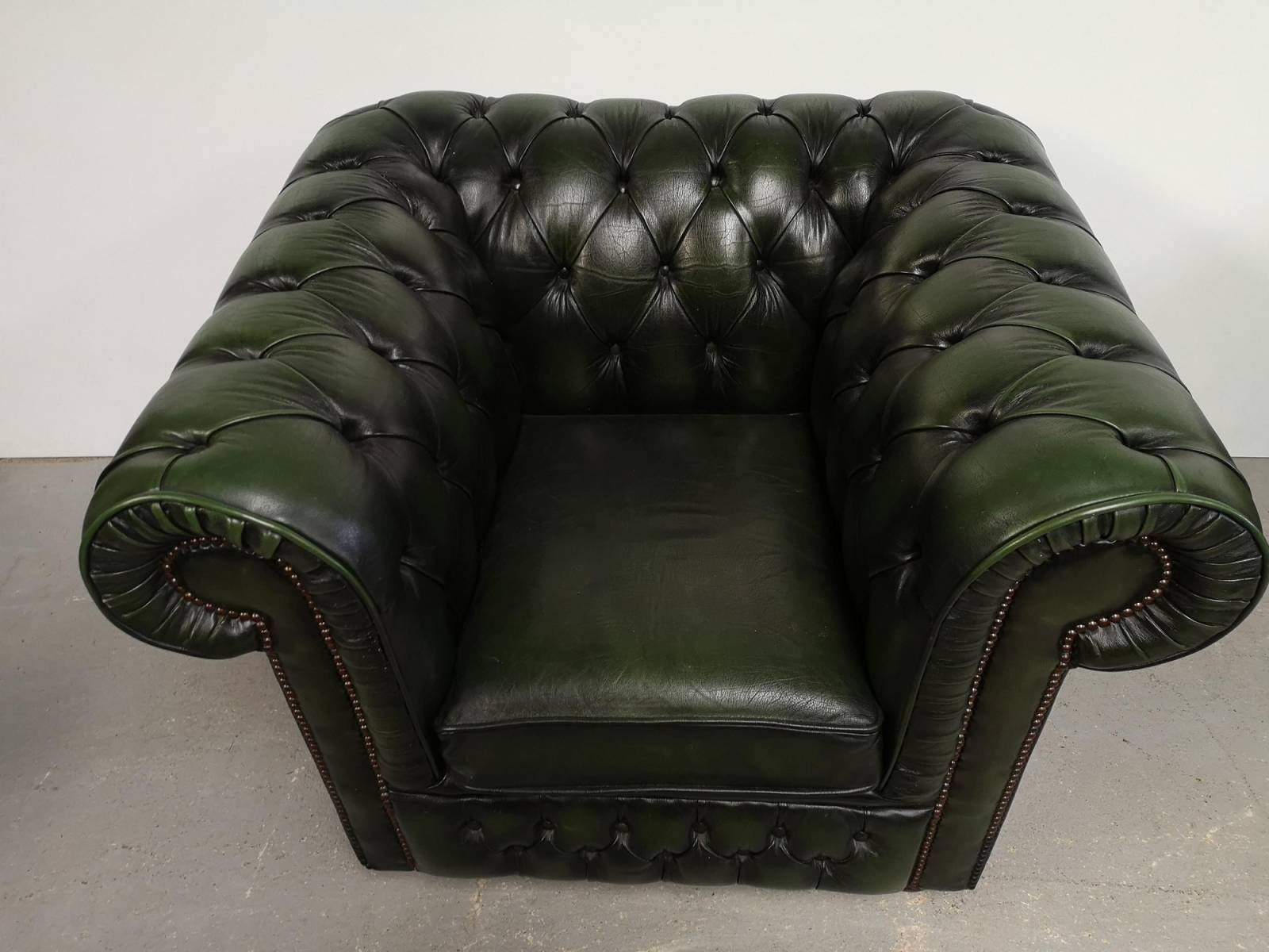se faire livrer fauteuil chesterfield haut de gamme style anglais véritable proche Paris