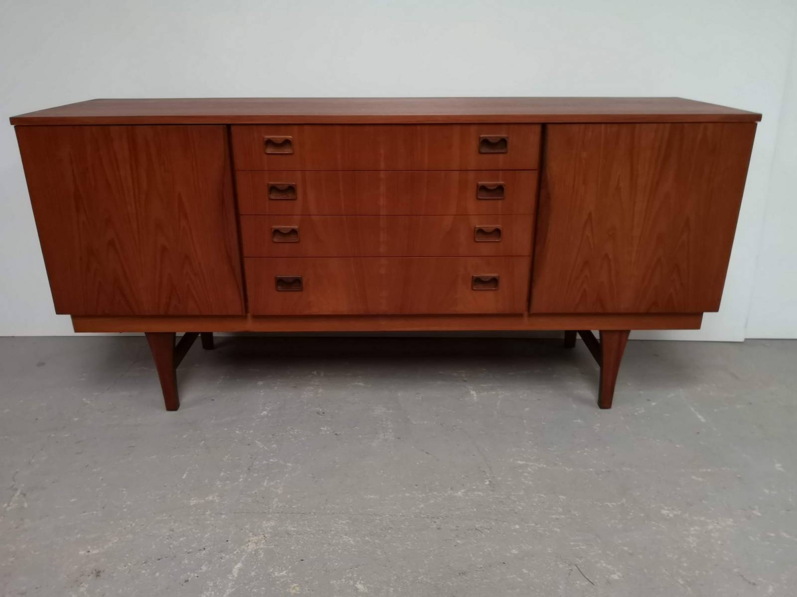 commander enfilade style design teck proche Lyon