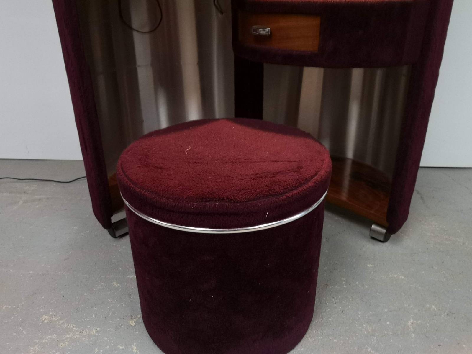 a vendre meuble coiffeuse vintage deuxième main à Paris