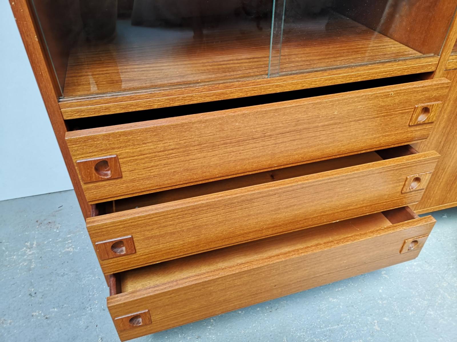 trouver bibliothèque seconde main style scandinave à Lyon