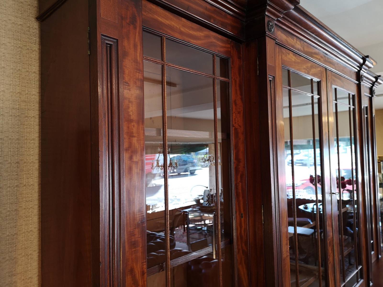 trouver bibliothèques anciennes style anglais à Bordeaux