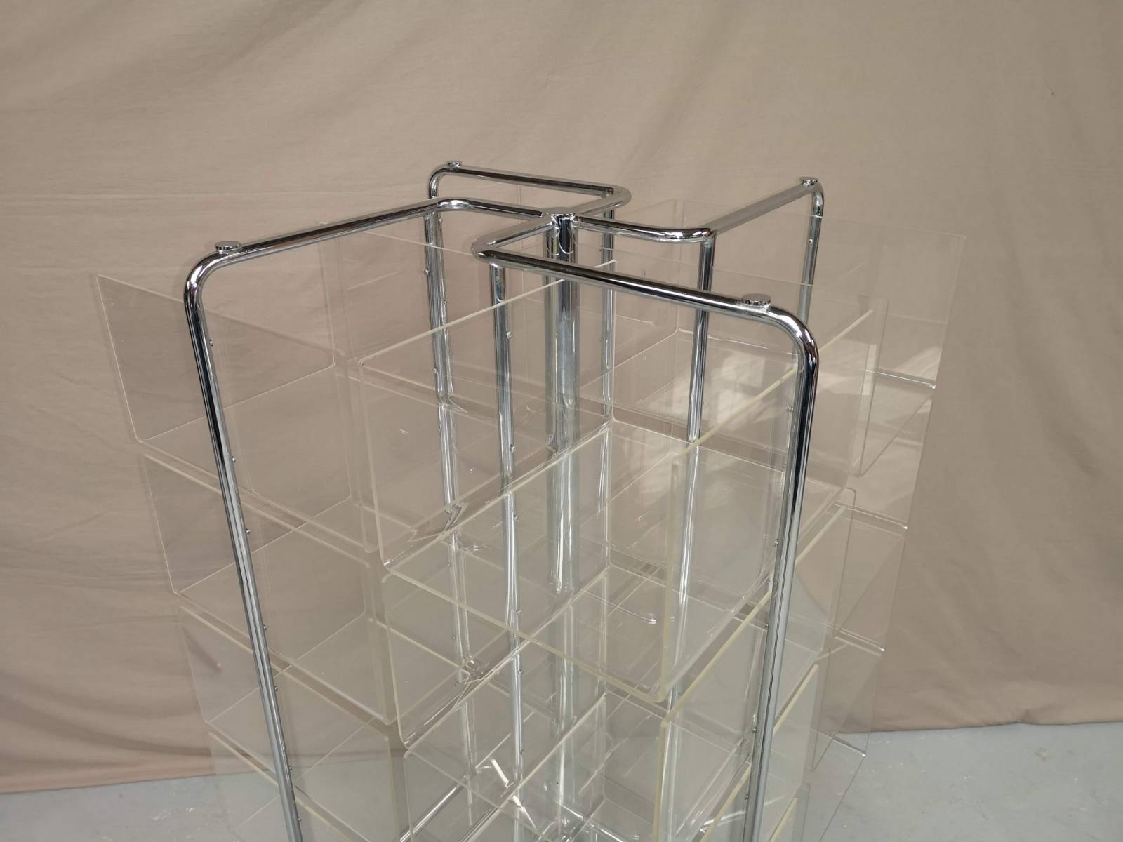 acheter bibliothèque tournante design près de Lyon