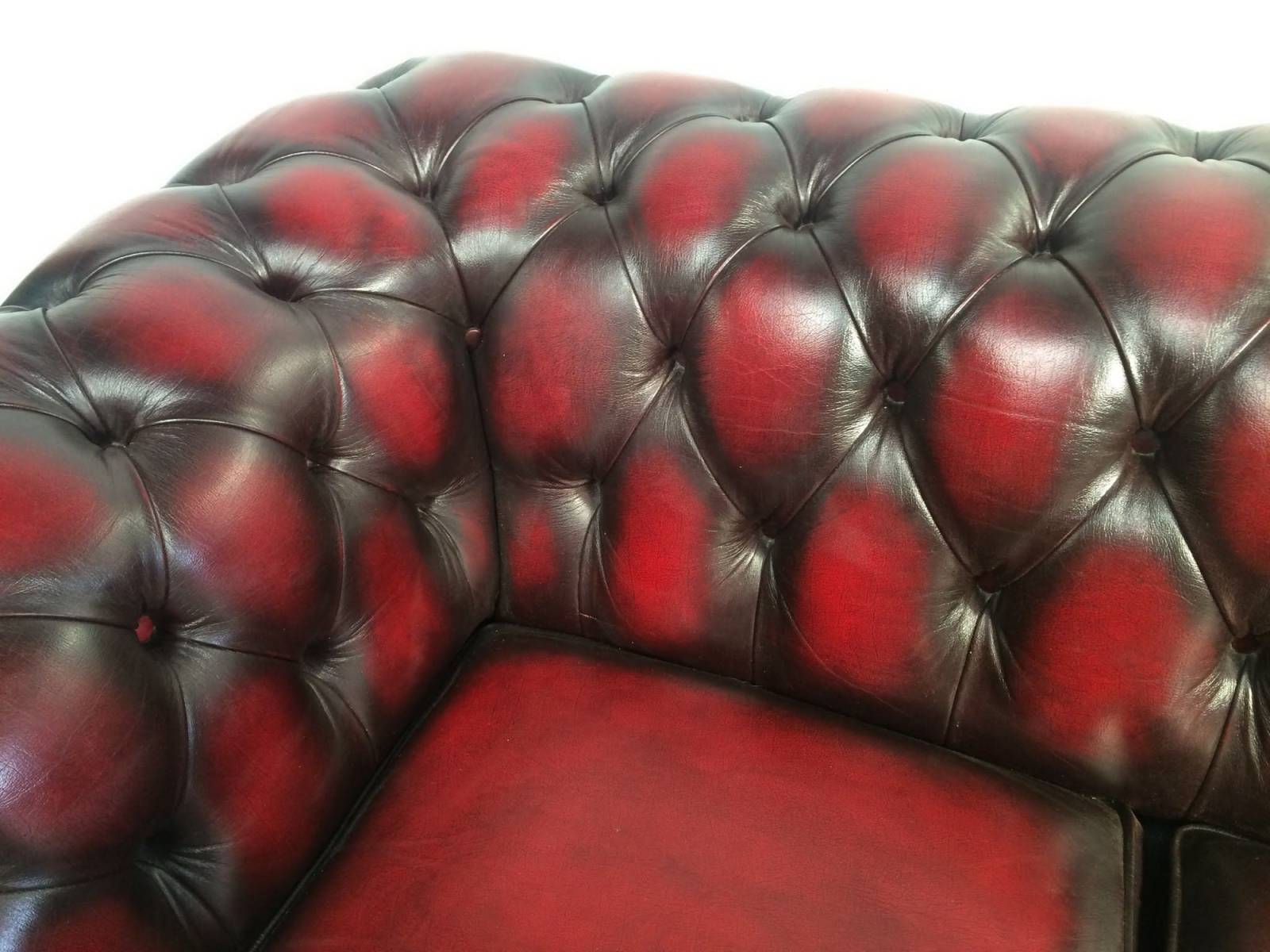 vente canapé chesterfield cuir trois places authentique chesterfield proche Paris 