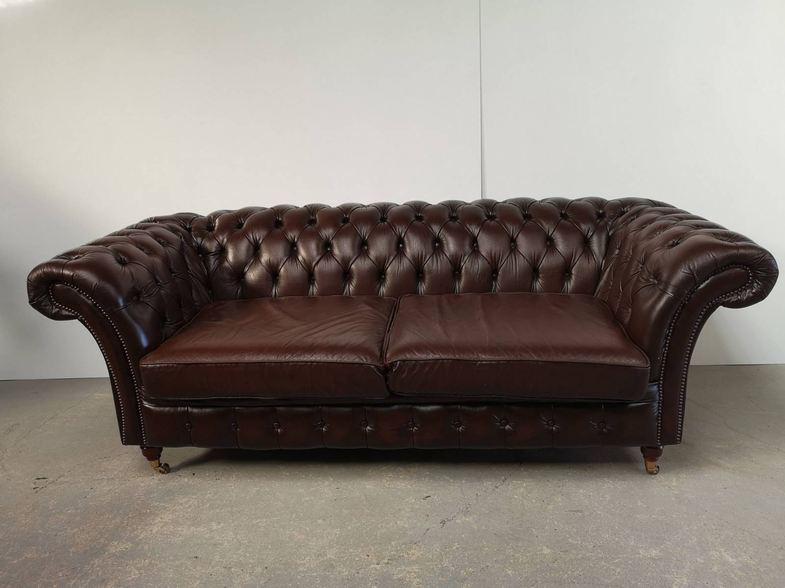 acheter canapé chesterfield cuir marron style déco loft proche Paris
