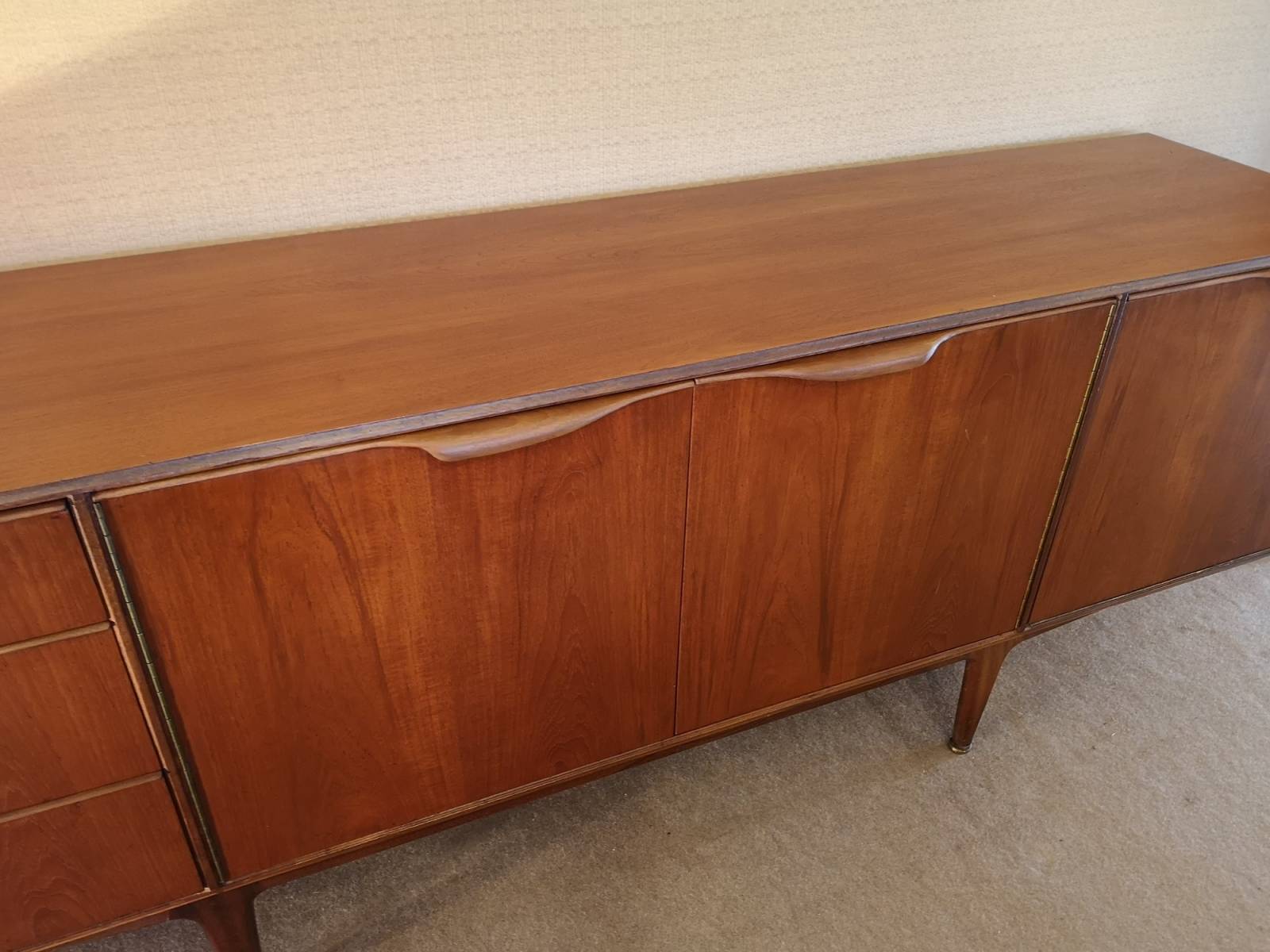 commander enfilade teck seconde main design à Paris