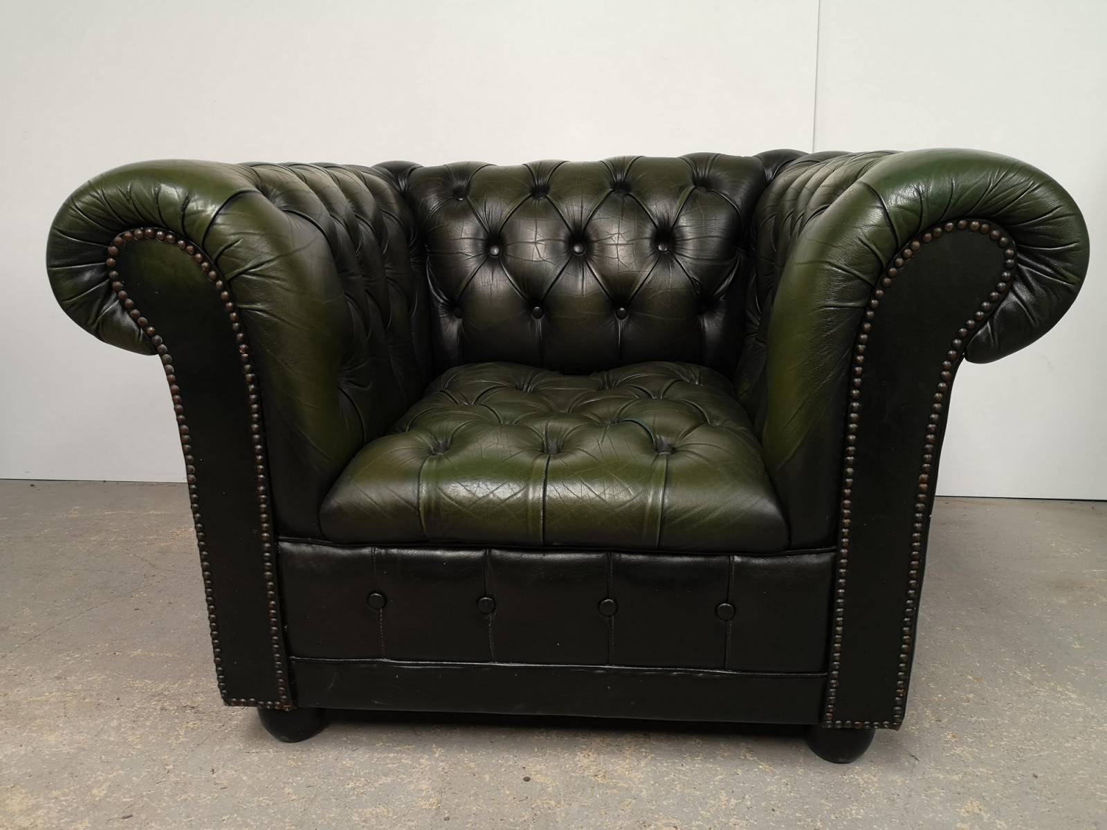 acheter fauteuil chesterfield cuir vert meilleur prix à Paris