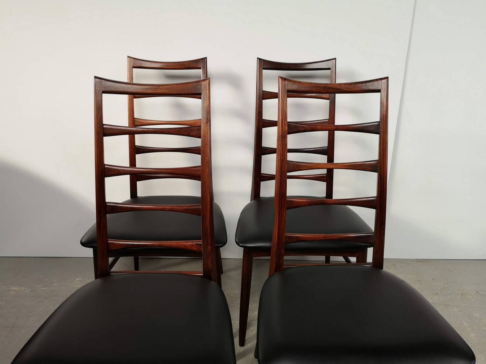 acheter ensemble de chaises style vintage seconde main à Paris