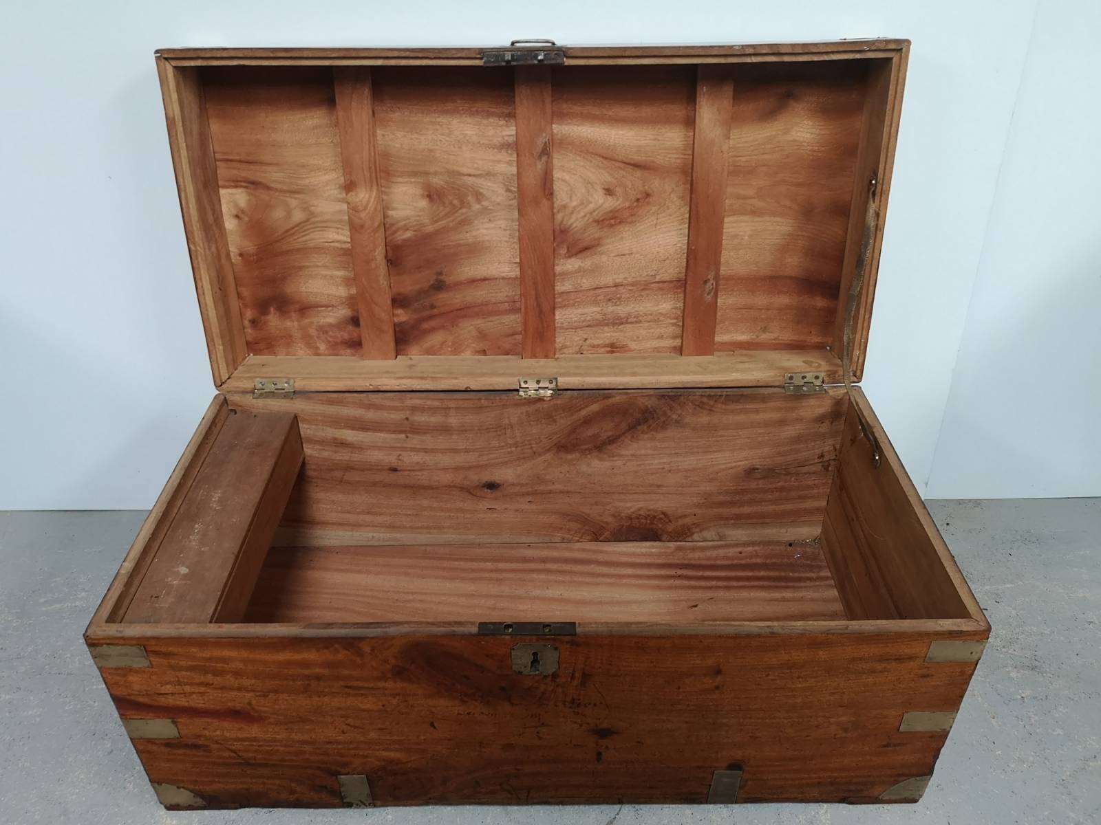 commander malle voyage ancienne seconde main proche Brest