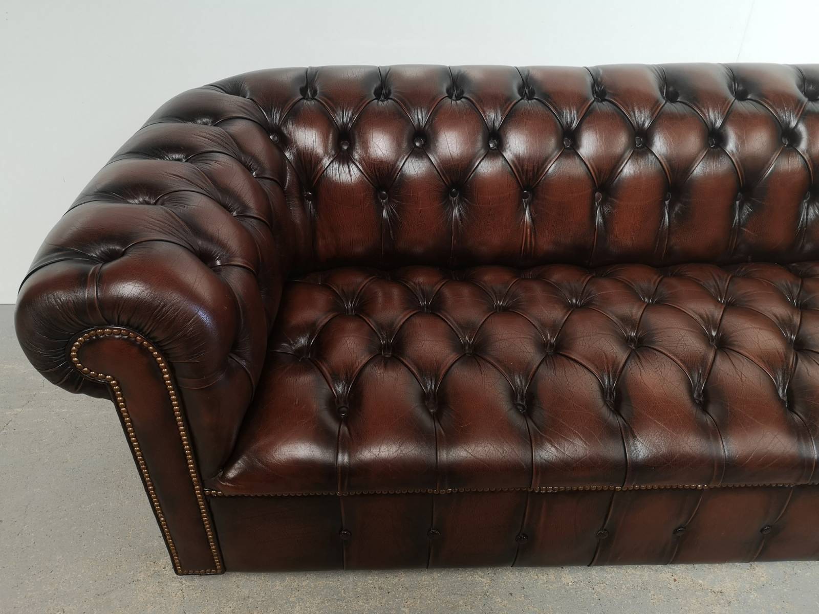 commander en ligne canapé chesterfield cuir marron rétro proche Brest