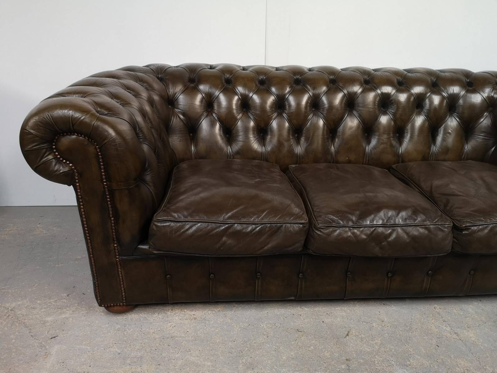 commander en ligne canapé chesterfield cuir vert trois places seconde main proche Chartres