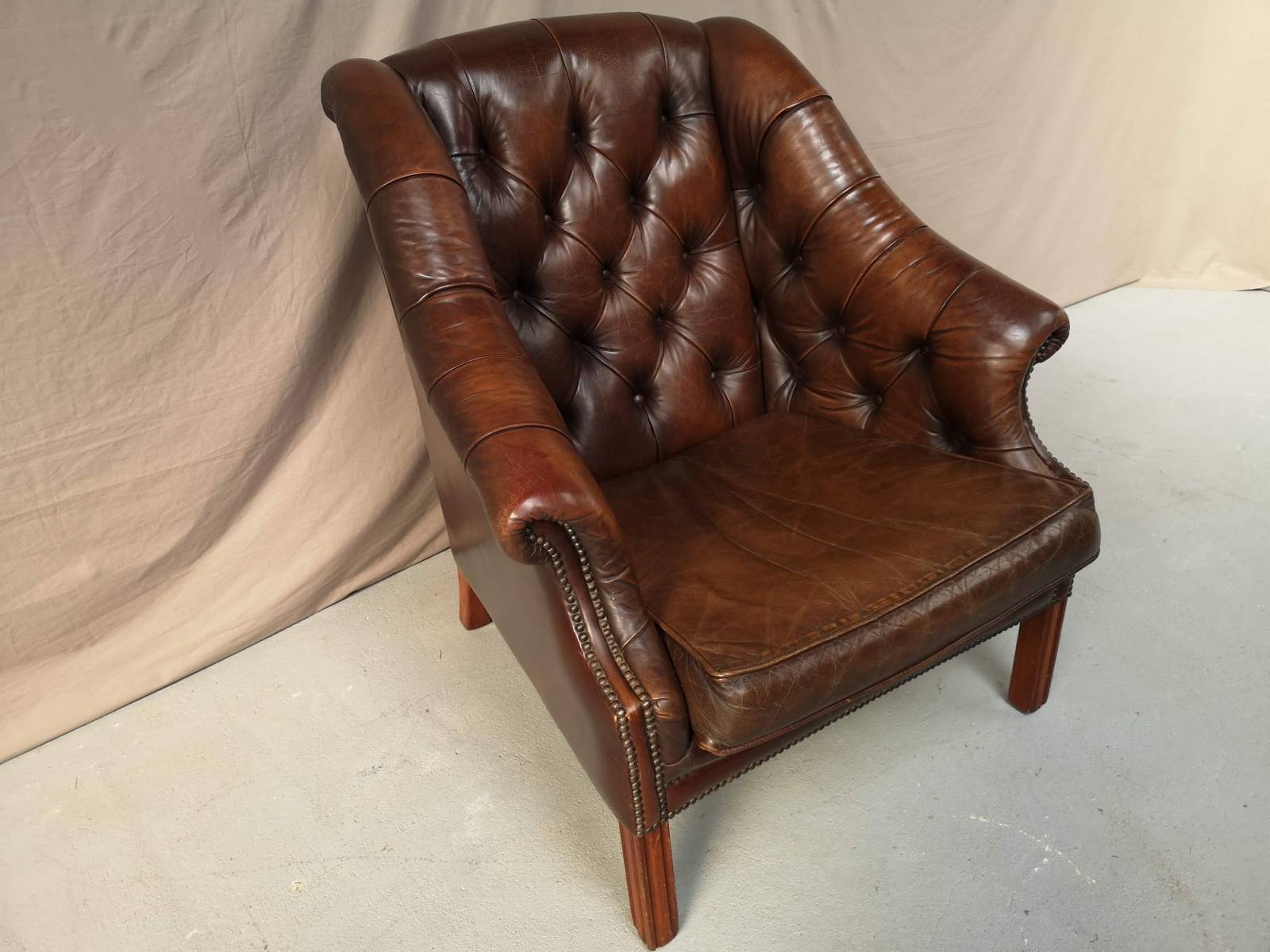 achat fauteuil chesterfield cuir marron proche Lyon