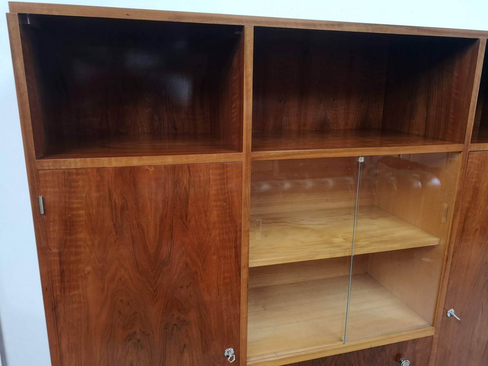 commander buffet art déco noyer deuxième main proche Vannes