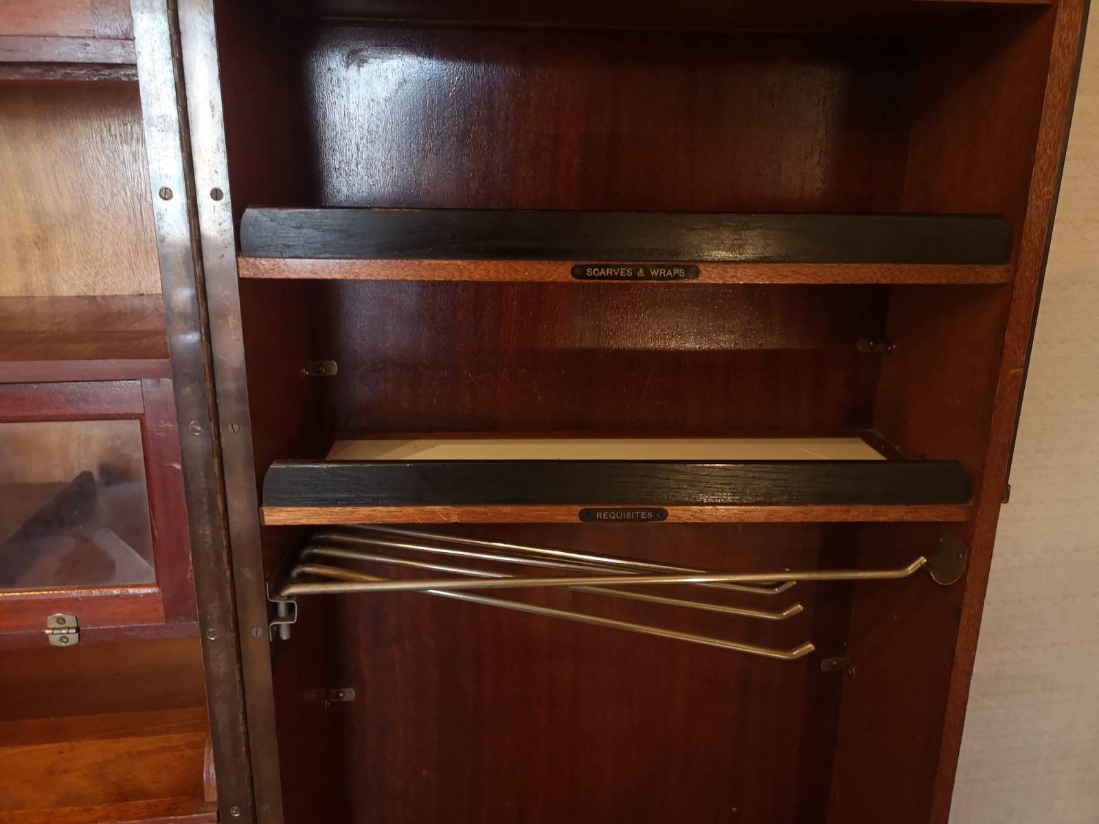 trouver meuble dressing anglais Compactom proche Paris