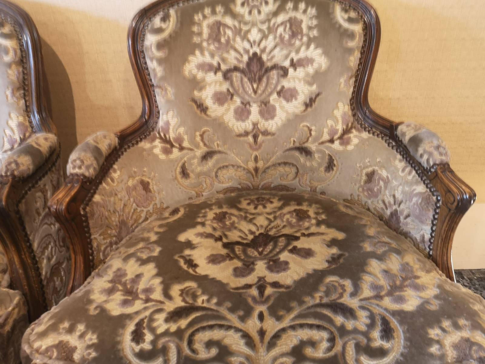 vends fauteuils bergères style Louis XV proche Rouen