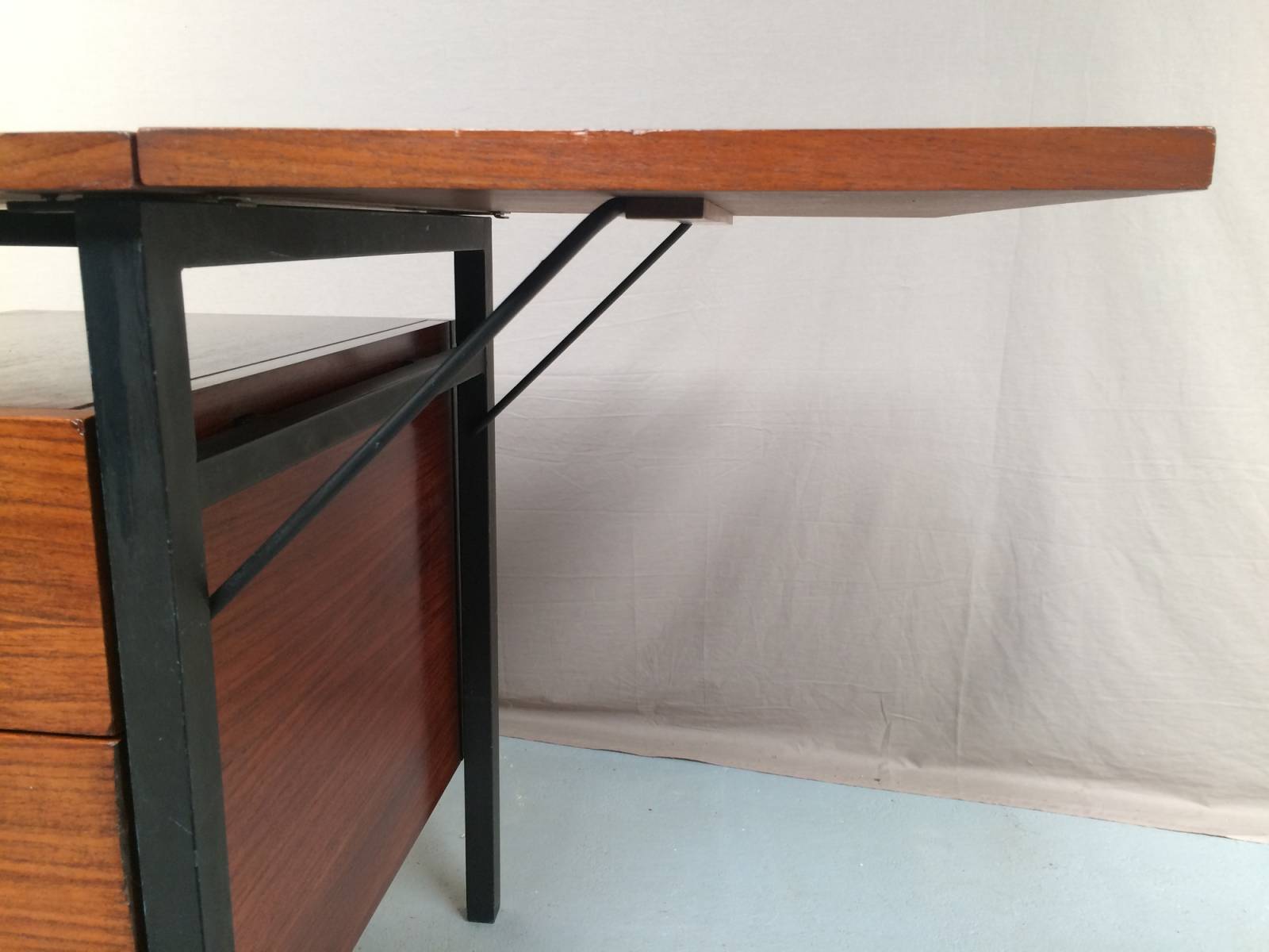 achat bureau design occasion style retro à Bordeaux