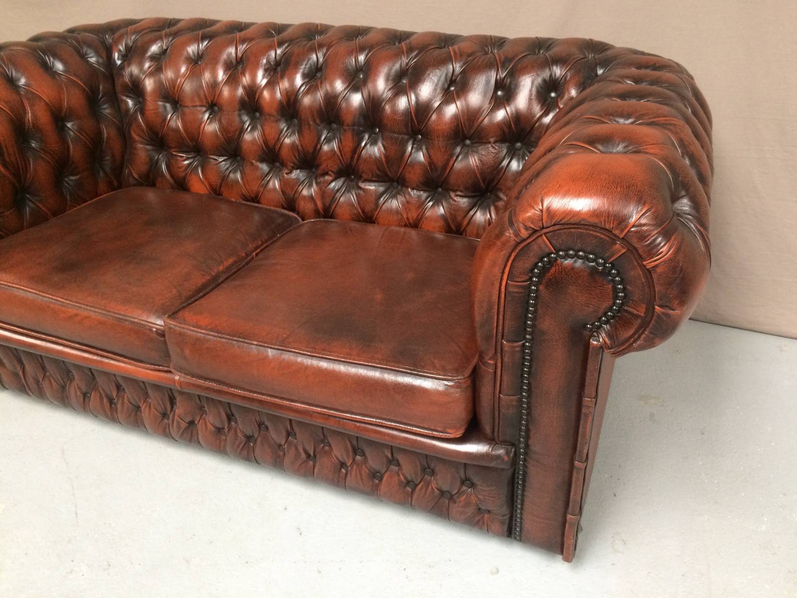 trouver canapé chesterfield cuir marron à Toulouse