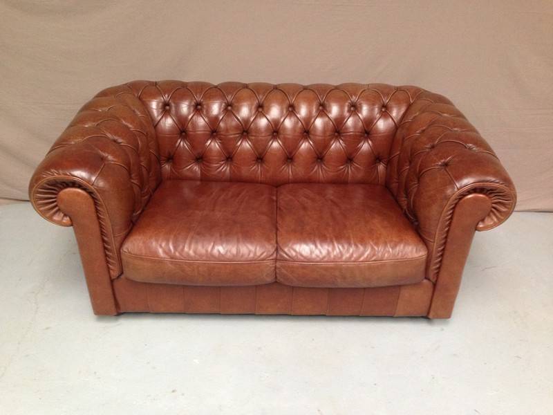 a vendre canapé chesterfield marron en France
