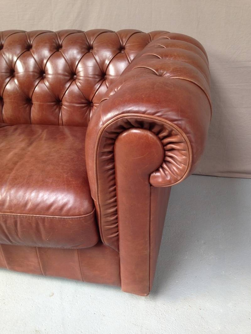 commander votre canapé chesterfield deux places marron en France