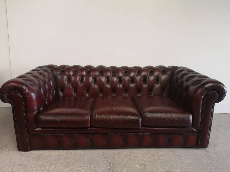 acheter canapé chesterfield cuir bordeaux authentique chesterfield proche Lyon