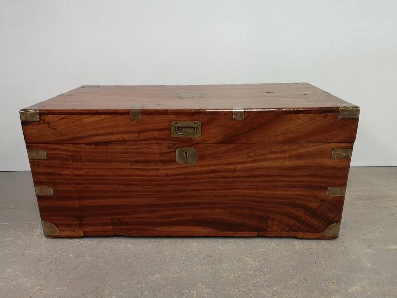 acheter coffre marine ancien proche La Rochelle