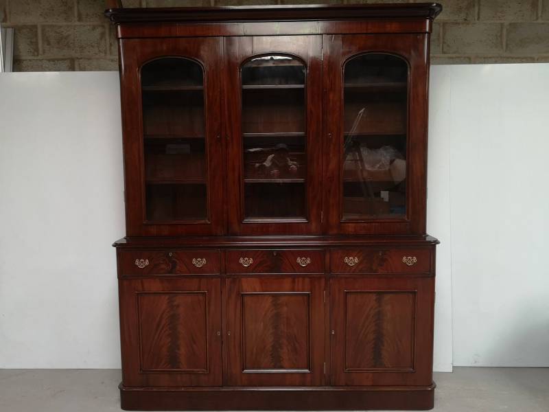 Acheter bibliothèque anglaise acajou ancienne proche Bordeaux