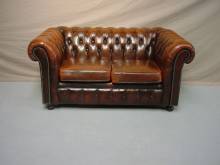 a vendre canapé chesterfield marron à Lille