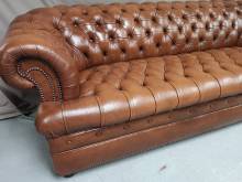 achat canapé chesterfield cuir marron deuxième main à Lyon