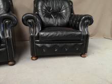 commander en ligne fauteuils chesterfield cuir noir près de Lyon