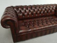 commander en ligne canape chesterfield cuir original à Cannes