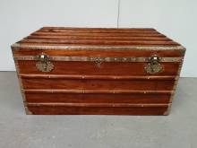 acheter coffre marine ancien en camphrier proche Paris