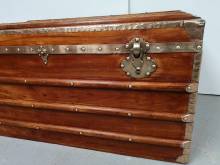 vends coffre occasion vintage style colonial à Paris