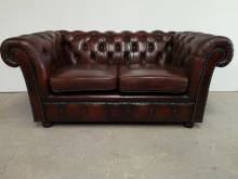acheter canapé chesterfield cuir marron deux places original à Paris
