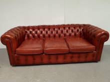acheter canapé chesterfield cuir vieilli style anglais vintage à Reims