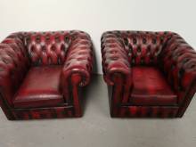 vente fauteuils chesterfield cuir rouge originaux style anglais à Paris