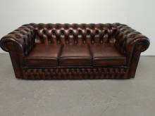 acheter canapés chesterfield cuir marronvieilli style design anglais rétro à Paris