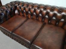 vends canapés chesterfield cuir marron trois places rétro vintage proche Paris