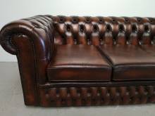 se faire livrer canapé chesterfield cuir original deuxième main à Paris