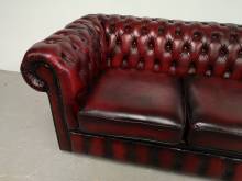 vente canapé chesterfield cuir bordeaux occasion pas cher style vintage à Lyon