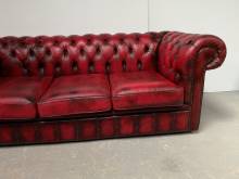 commander canapé chesterfield cuir rouge trois places style rétro à Nancy
