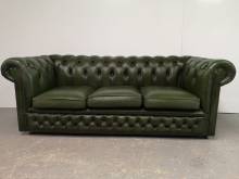 acheter canapé chesterfield cuir vert trois places véritable style anglais proche Paris