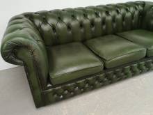 commander canapé chesterfield cuir vert trois places import direct Angleterre proche Paris