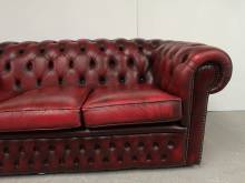 vente canapés chesterfield cuir trois places authentiques à Marseille