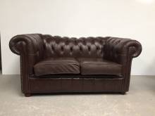 vente canapés chesterfield cuir marron deux places style déco industrielle à Rennes